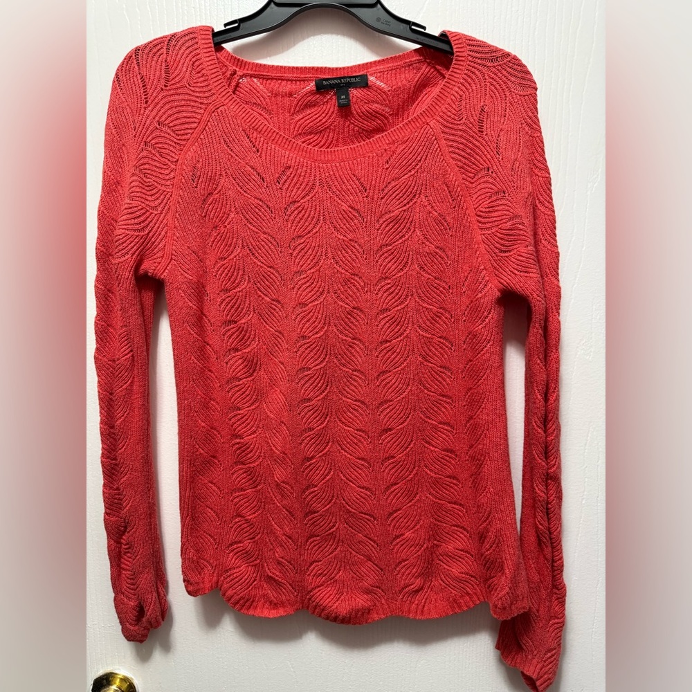 Banana Republic Coral-Red Textured Knit Pullover Size Medium